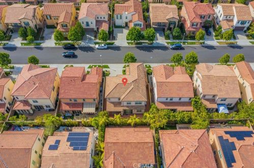 81 Kimbal, Irvine CA  92620 exterior