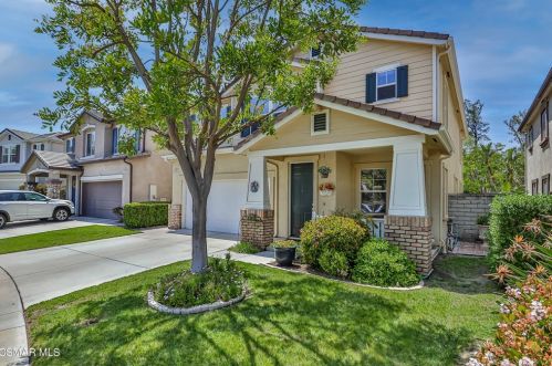 2121 Clancy Ct, Simi Valley, CA 93065-6290