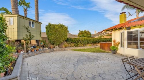 10915 El Coco Cir, Santa Ana CA  92708-5316 exterior