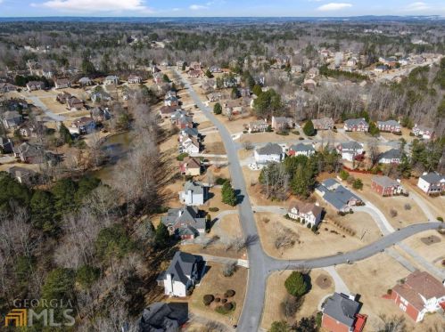 4860 Highland Lake Dr, Atlanta GA  30349-3913 exterior