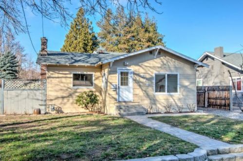 216 18th Ave, Yakima, WA 98902-3808