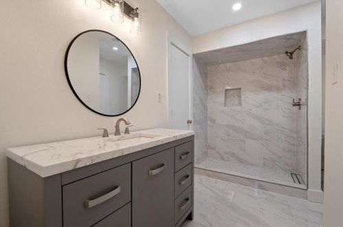 7305 Crofton Dr, Dallas TX  75231-4807 exterior