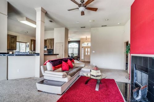 2300 Manchester Ct, Carrollton TX exterior