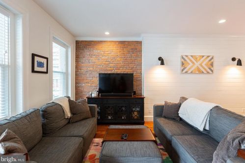 554 Spruce St, Lancaster PA  17603-3353 exterior