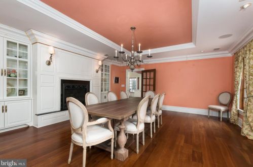 80 Mapleton Rd, Princeton NJ  08540-9668 exterior
