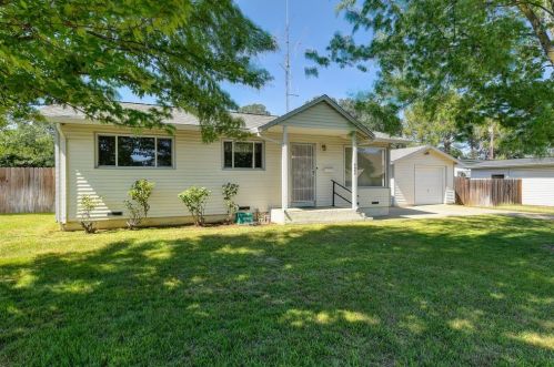 9489 Twin Lakes Ave, Citrus Heights, CA 95662-5422