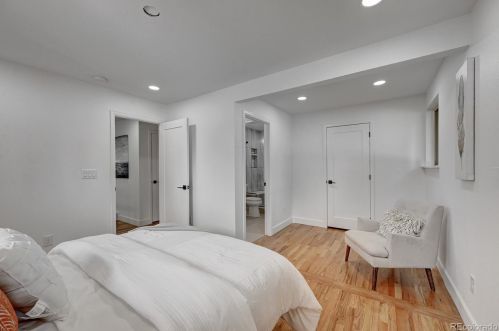 2045 Xavier St, Denver CO  80219-5048 exterior