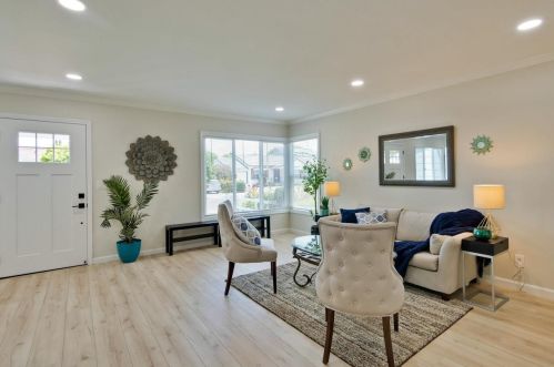 1053 Douglas Ct, San Leandro CA  94577-1469 exterior