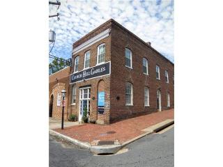 2418 Franklin St, Richmond VA 23223-7874 exterior