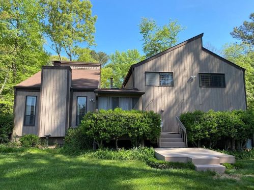 2838 Jacqueline Ln, Marietta, GA 30062-6638