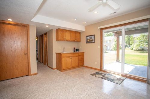 7873 28th St, Saint Paul MN  55128-4803 exterior