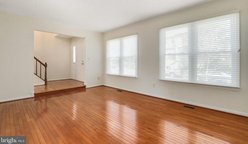 125 Snowy Owl Dr, Silver Spring MD 20901-1656 exterior