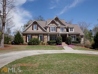 1081 Riverhill Dr, Bishop, GA 30621-6125