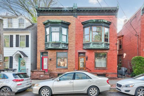 710 Green St, Harrisburg, PA 17102-3015