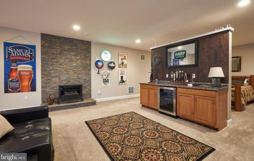 309 Reserve Gate Ter, Silver Spring MD 20905-5040 exterior