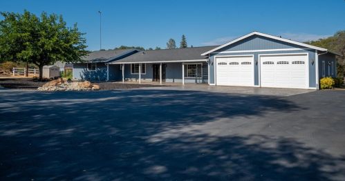 12394 Cannon Way, Grass Valley, CA 95949-8141