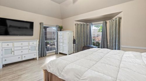 5845 Fathom Dr, Fort Worth TX  76135-7014 exterior