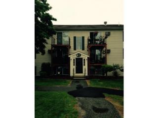 1106 White Cedar Blvd, Portsmouth, NH 03801-6533