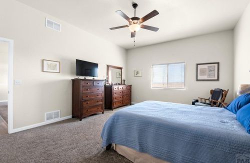 371 Desert Cove Dr, Pueblo CO  81007-2500 exterior