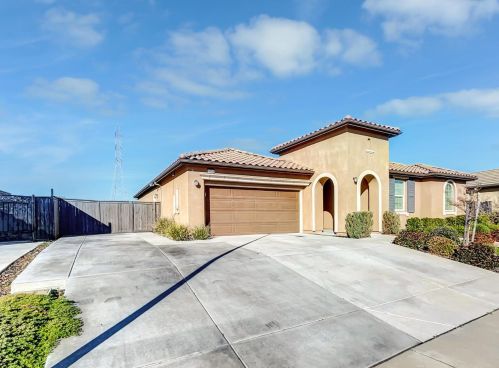5122 Crystal Cove Dr, Rancho Cordova, CA