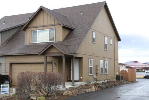 2854 Indian Cir, Eagle Crest, OR 97756-5511
