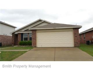 9024 Quarter Horse Ln, Fort Worth TX  76123-3568 exterior
