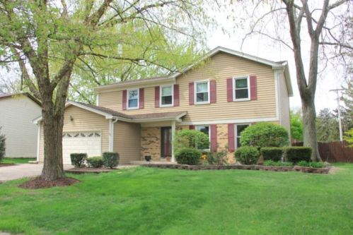 75 Cottonwood Cir, Batavia, IL 60510-2847