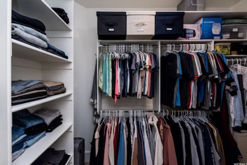 379 Sarah St, Providence UT 84332-9637 exterior