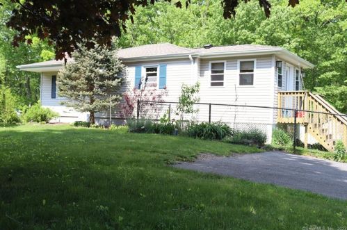 128 Twin Hills Dr, Coventry, CT 06238-1075
