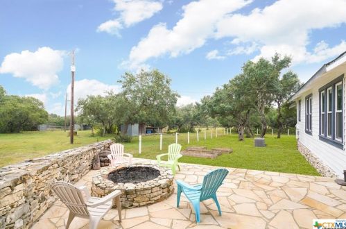 601 Shearer Rd, Spring Branch TX 78163-2825 exterior