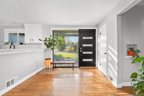 2910 Niagara St, Denver CO  80207-2905 exterior