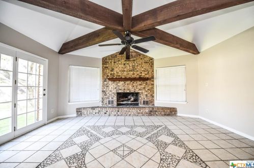 93 Elm Trl, Morgans Point, TX 76513-6272