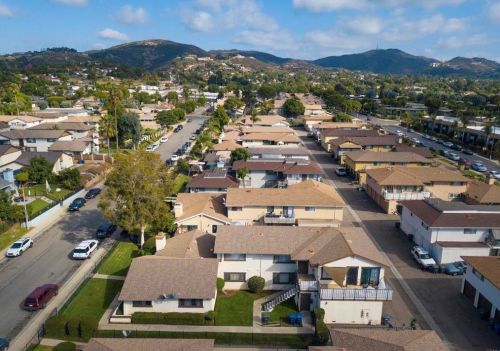 1211 Monique Ct, Vista CA 92084-3466 exterior