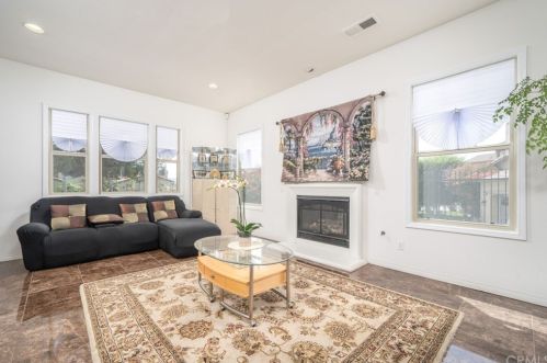 16550 Catalonia Dr, Riverside CA  92504-8701 exterior