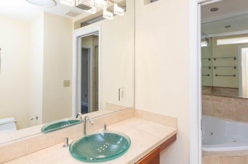 947 Auburnview Dr, Cincinnati OH  45206-2582 exterior