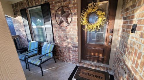 664 Oak Circle Dr, Conroe TX  77301-3180 exterior
