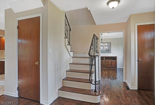 600 Meadow Rd, Bridgewater, NJ 08807-1520