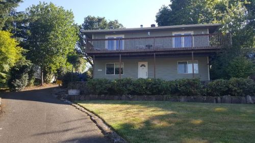 315 Mcclaine St, Silverton, OR 97381-1918