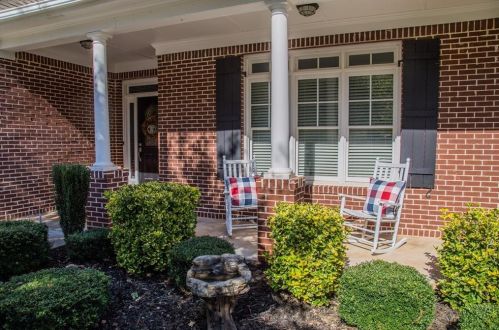 121 Manous Dr, Holly Springs, GA 30115-8713