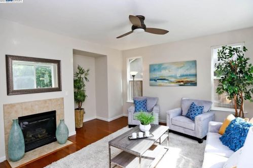 3906 Hidden Grove Ln, Concord CA  94519-1161 exterior