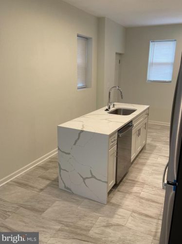 5732 16th St, Philadelphia PA  19141-1702 exterior