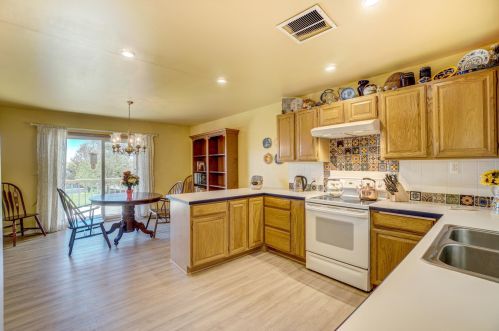 3282 Camelot Dr, Saint Paul MN  55125-2754 exterior
