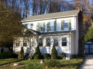 16 Ann St, Columbia, NJ