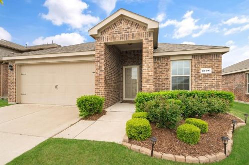 2108 Shady Glen Trl, Princeton TX  75407-2634 exterior