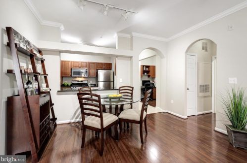 12953 Centre Park Cir, Herndon, VA 20171-5984