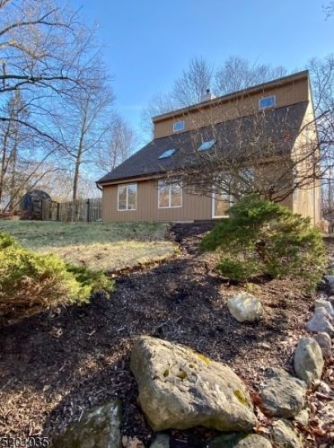 15 The Trl, Hackettstown, NJ 07840-1771