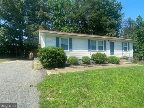 6025 Loriella Park Dr, Fredericksburg, VA 22407-5005