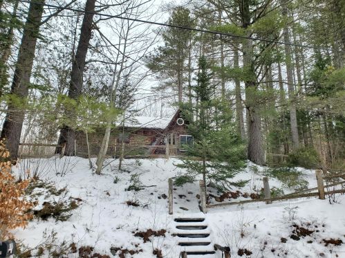 137 Bethel Rd, Bethel, ME 04217-5105