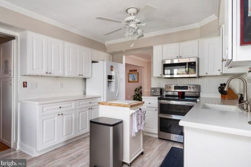 255 Baskerville Ct, Severna Park MD 21146-2125 exterior