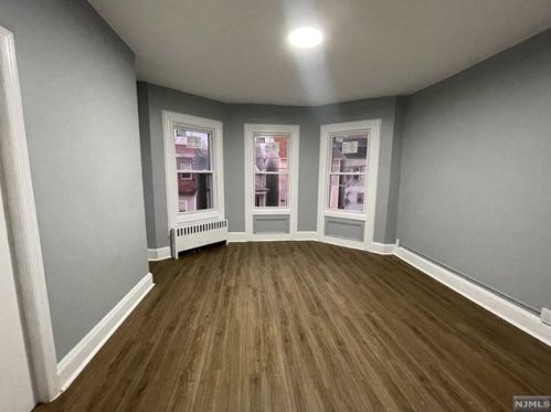 64 Sassafras St, Paterson NJ  07524-1755 exterior